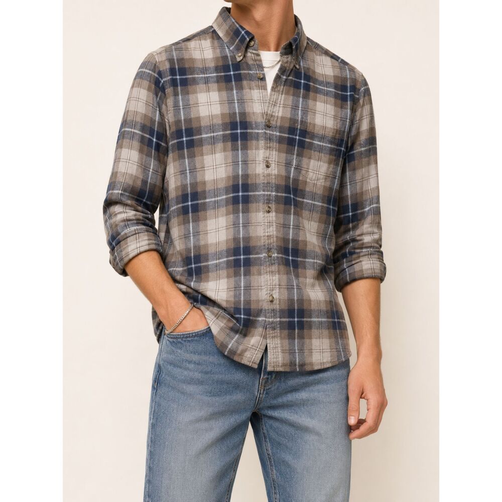 Eddie Bauer Mens M Plaid Flannel Shirt Gray Blue 100% Cotton Button Down